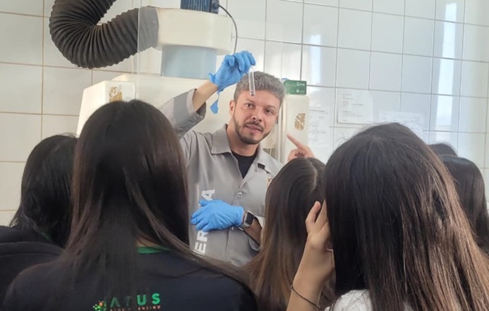 estudantes-realizam-visita-tecnica-no-posto-de-pericia-integrada-em-sao-joao-del-rei