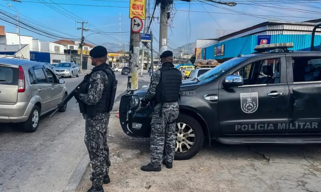 capitao-da-pm-e-preso-por-envolvimento-com-a-faccao-comando-vermelho
