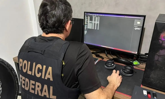 policia-federal-faz-operacao-contra-fraudes-na-caixa-economica-federal