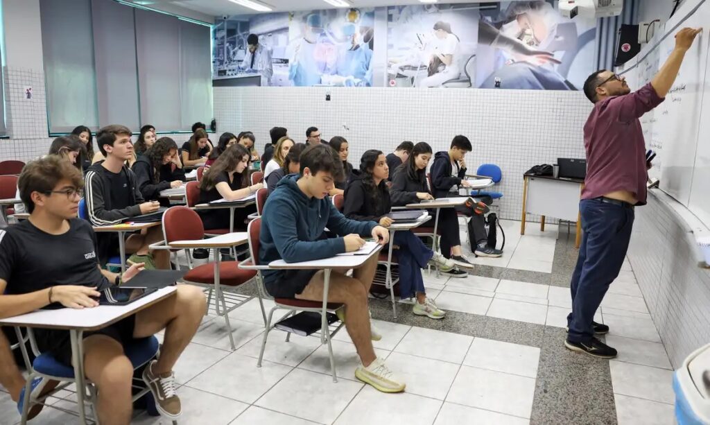 fies-2026:-pre-selecionados-devem-validar-informacoes-ate-segunda