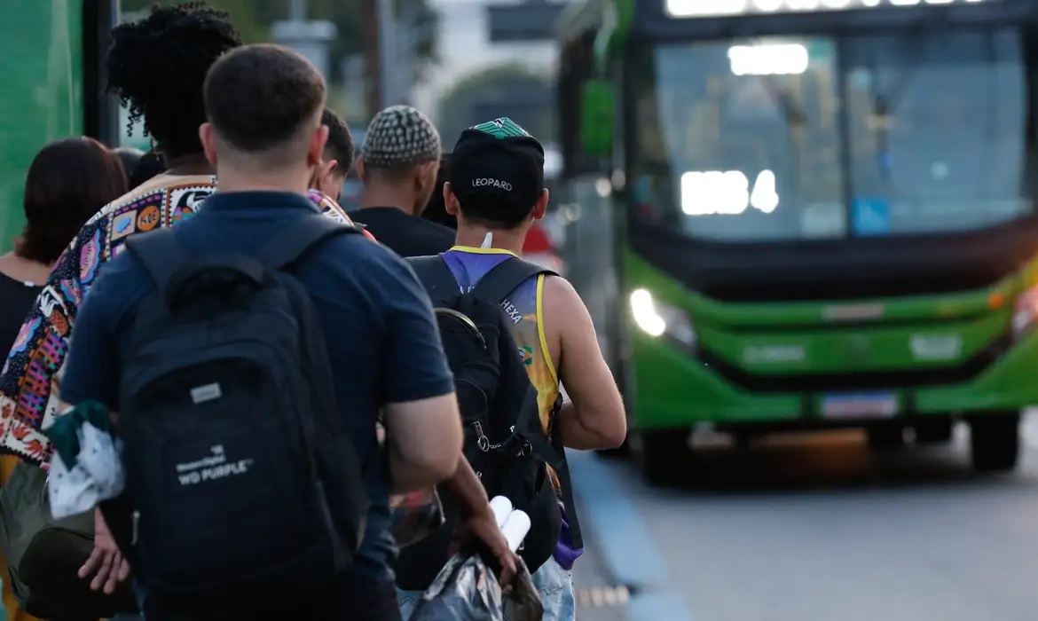 motoristas-de-onibus-do-rio-iniciam-greve-nesta-segunda-feira