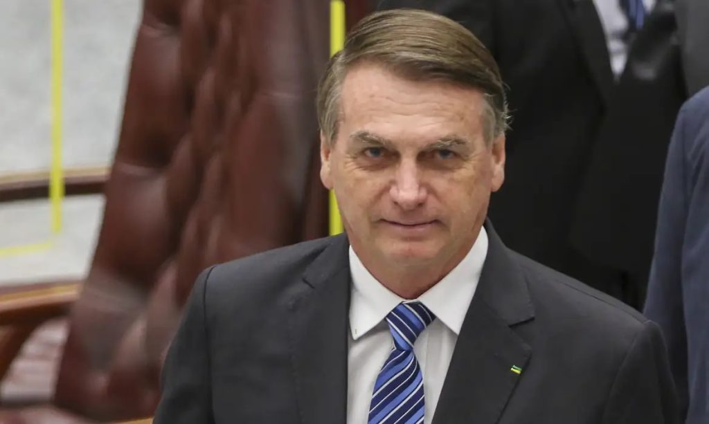 alexandre-de-moraes-decide-manter-bolsonaro-em-prisao-domiciliar